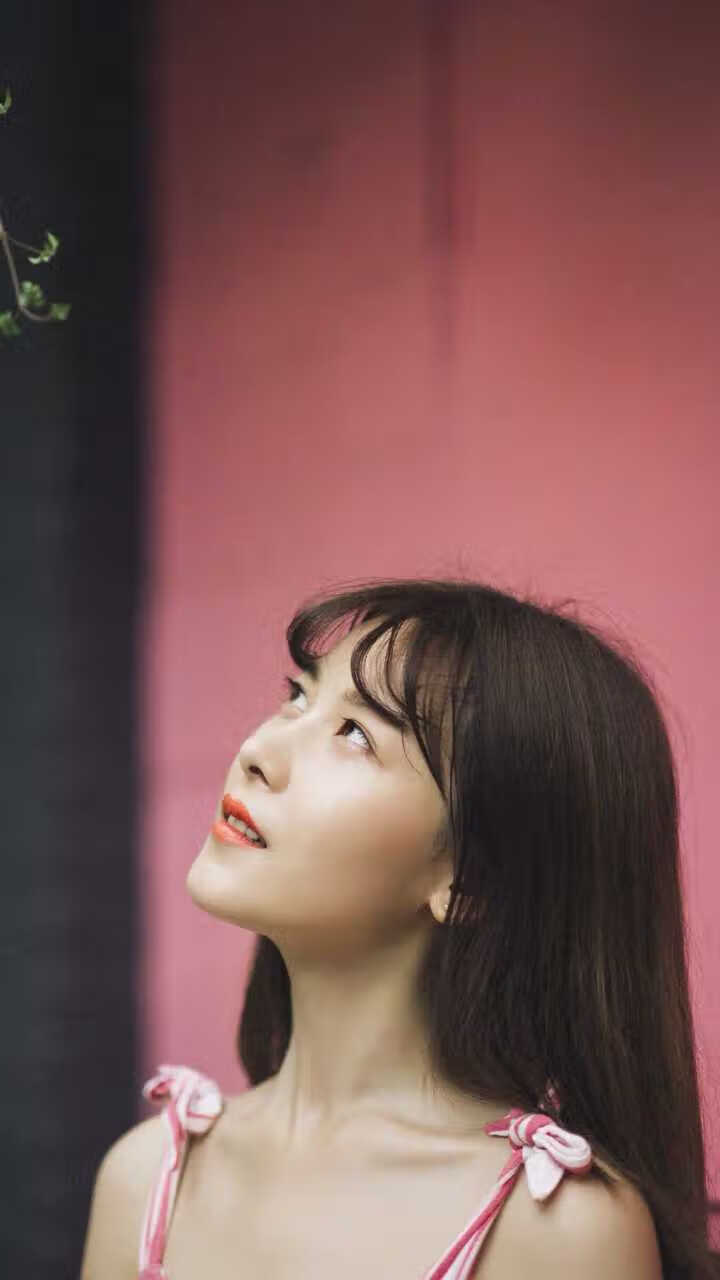 “德甲球队状态火热，冠军争夺逐渐明朗”，德甲阵营