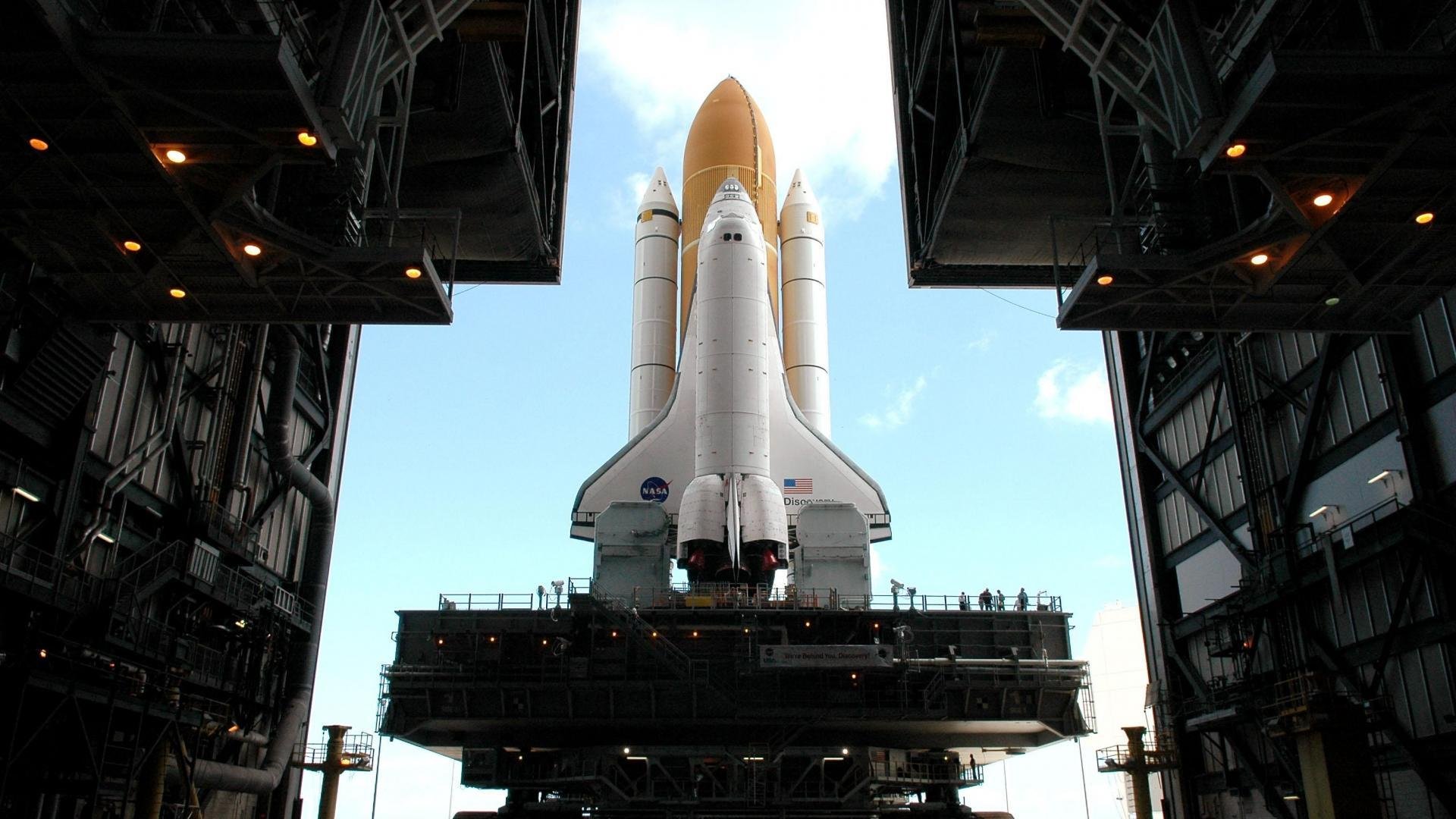 城市极限洞穴探秘，黑暗中挑战自我极限，城市极限运动